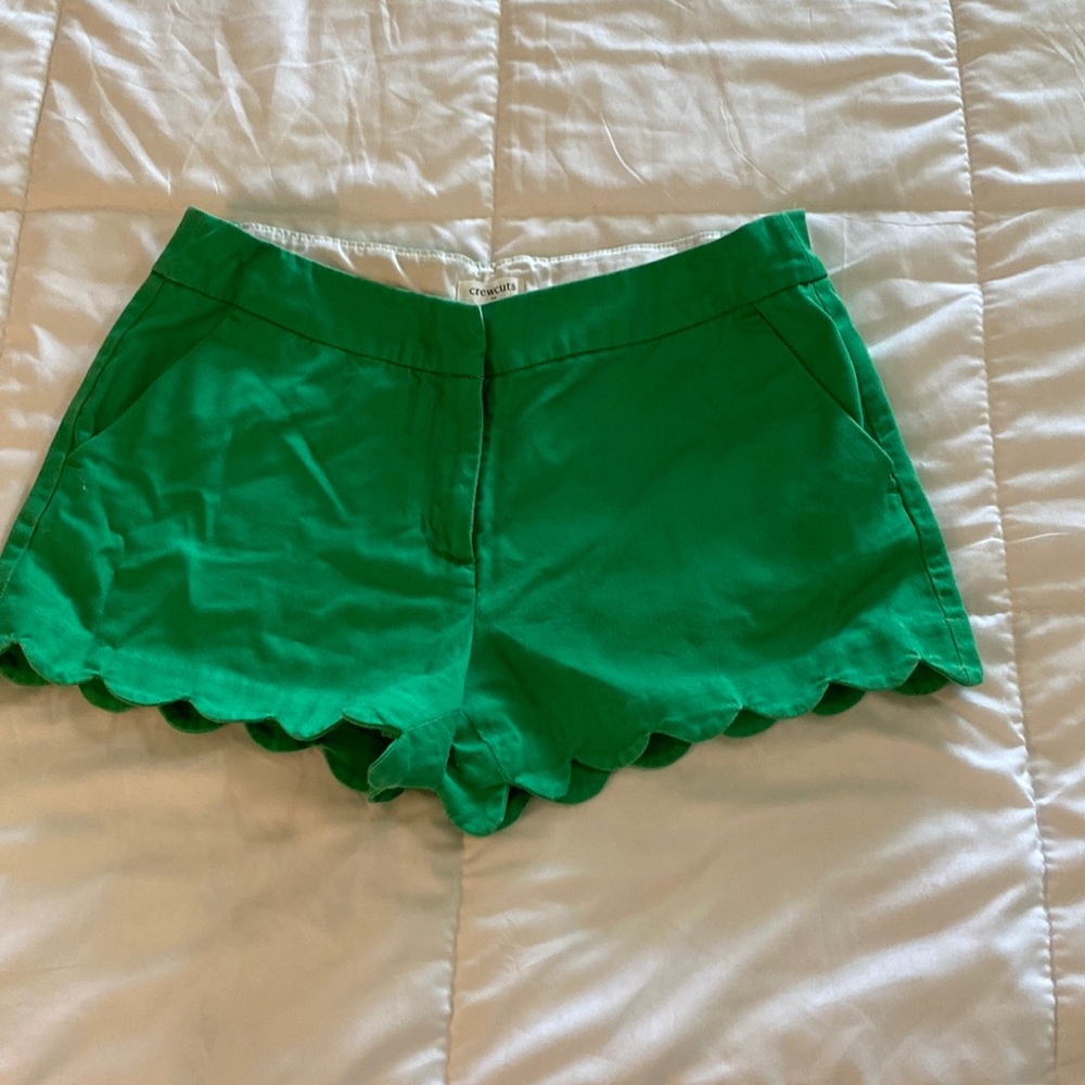 Kelly Green JCrew scalloped shorts